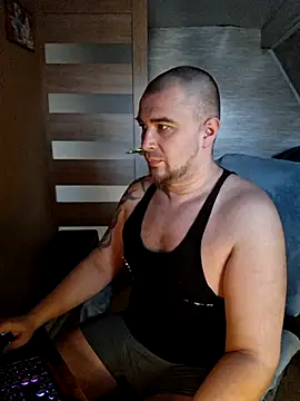 Foxyshaved online show from 03-12-26, 05:57