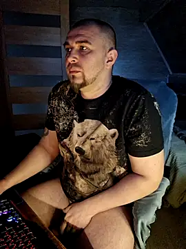 Foxyshaved online show from 03-30-26, 04:57