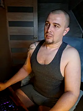 Foxyshaved online show from 04-16-26, 05:08