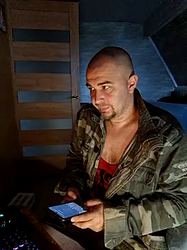Foxyshaved online show from 05-16-26, 05:15