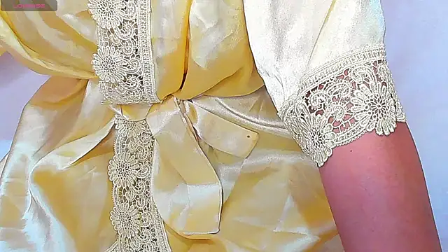 Snapshot of yourastral chatting on 02-02-25, 10:49 yourastral online show from 02-02-25, 10:49