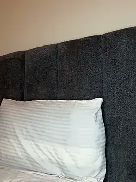 slimcateee online show from 11-02-25, 06:54