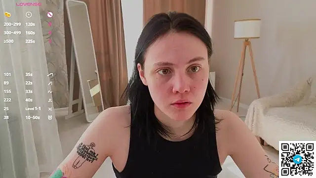 MaryCoopeer online show from 03-31-26, 05:08