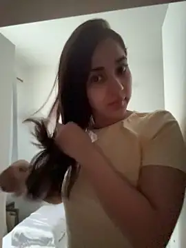 CuteeRose online show from 05-14-26, 11:39