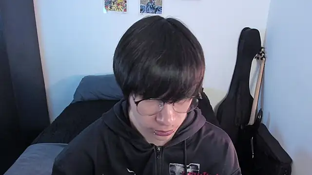 Aventure Twinks online show from 05-15-26, 10:50