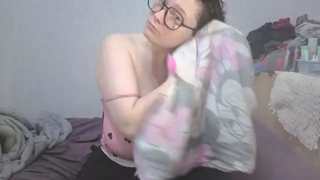 Nina7HotCherry online show from 02-14-26, 05:21