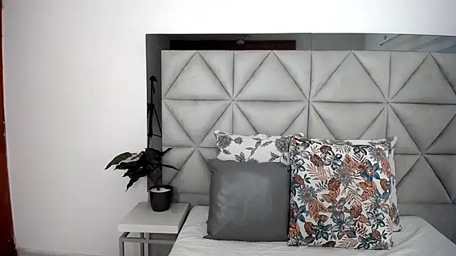 nina pons online show from 01-14-25, 10:55