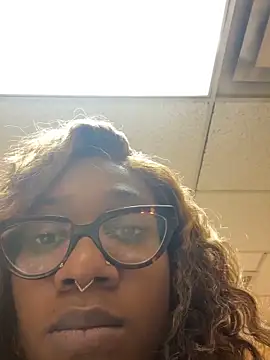 VixenCapri online show from 11-19-25, 03:34