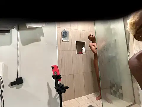 VixenCapri online show from 01-18-26, 08:23