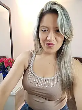 valeriahunter1 online show from 01-17-26, 11:19