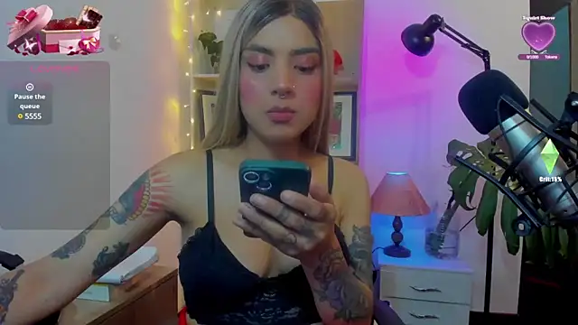 Yeriawaddell  online show from 01-21-25, 02:00