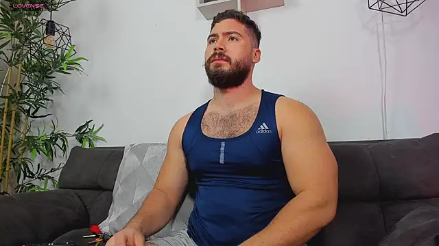 SebastianVilla  online show from 05-14-26, 12:28