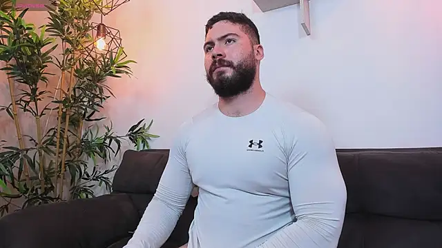 SebastianVilla  online show from 05-18-26, 08:36