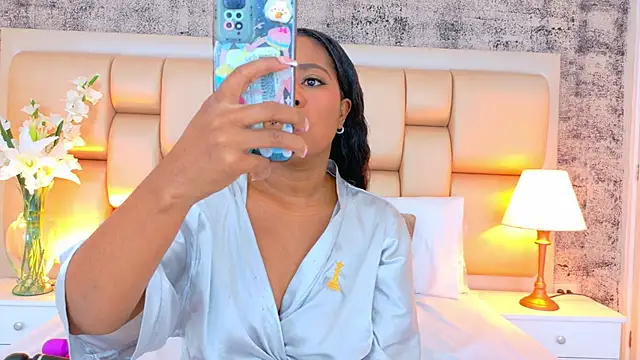 AlisonTravis online show from 11-04-25, 08:19