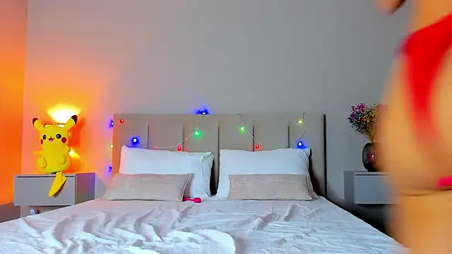 VikkiLustfull online show from 02-22-25, 04:19