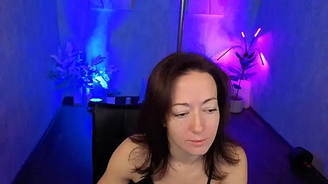 Snapshot of kimberlyray777 chatting on 10-16-25, 01:06 kimberlyray777 online show from 10-16-25, 01:06