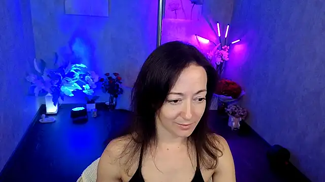 Snapshot of kimberlyray777 chatting on 06-07-26, 02:43 kimberlyray777 online show from 06-07-26, 02:43