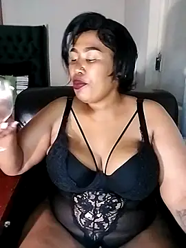 KINKYTEE20 online show from 12-05-25, 06:59