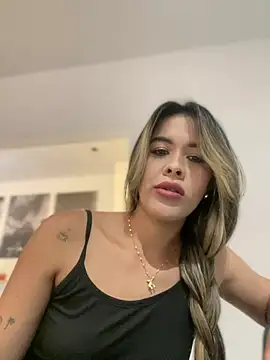 Snapshot of Emilia_Bakerr chatting on 01-11-25, 06:12 Emilia Bakerr online show from 01-11-25, 06:12