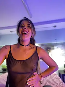 Snapshot of Emilia_Bakerr chatting on 02-20-25, 09:42 Emilia Bakerr online show from 02-20-25, 09:42