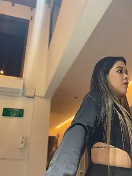 Snapshot of Emilia_Bakerr chatting on 03-16-25, 12:01 Emilia Bakerr online show from 03-16-25, 12:01