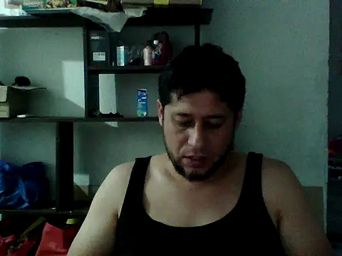 Snapshot of simpatico1000 chatting on 10-25-25, 11:32 simpatico1000 online show from 10-25-25, 11:32