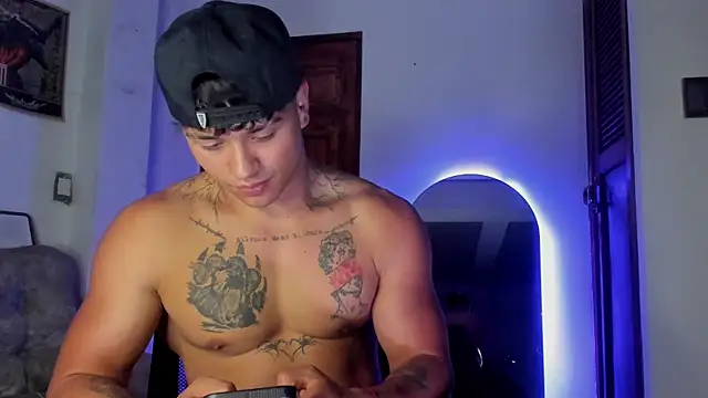 Snapshot of Dominic_Biker__ chatting on 07-16-26, 03:12 Dominic Biker online show from 07-16-26, 03:12