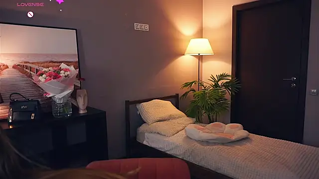 Snapshot of BanemAcard chatting on 12-05-24, 12:55 BanemAcard online show from 12-05-24, 12:55