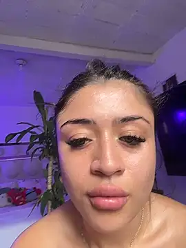 lucianaroy online show from 11-01-25, 12:51