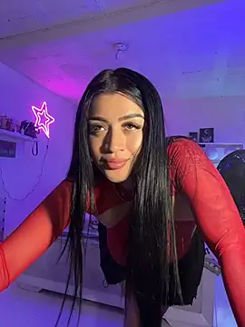 Snapshot of lucianaroy chatting on 05-28-26, 03:37 lucianaroy online show from 05-28-26, 03:37