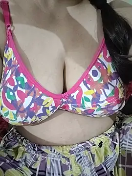 Snapshot of jenny4you chatting on 07-07-26, 12:42 jenny4you online show from 07-07-26, 12:42