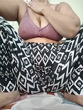 Snapshot of jenny4you chatting on 07-19-26, 03:43 jenny4you online show from 07-19-26, 03:43