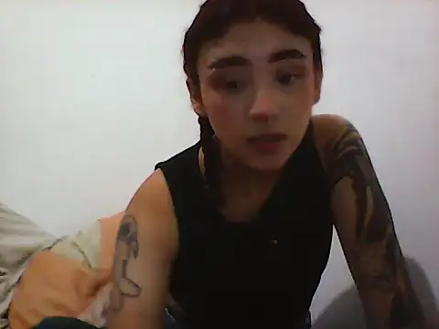 Snapshot of IrisMagiic chatting on 01-15-25, 03:00 IrisMagiic online show from 01-15-25, 03:00