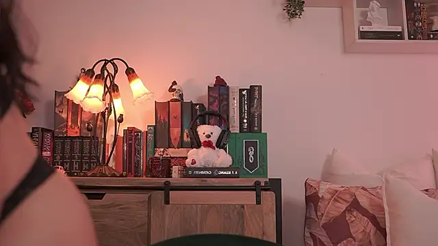 EmilyxRose - online show from 03-11-26, 06:25