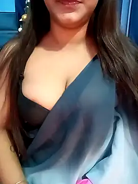 Snapshot of Gulabo-jaan chatting on 12-31-24, 09:10 Gulabo-jaan online show from 12-31-24, 09:10