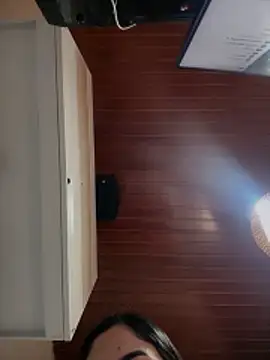 Snapshot of MarianaBenz chatting on 04-02-26, 11:46 MarianaBenz online show from 04-02-26, 11:46