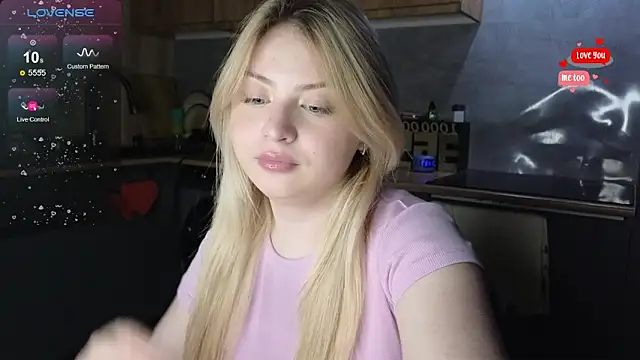 shy blondiee online show from 06-03-26, 10:37