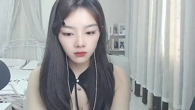 Jenny-Z online show from 04-18-26, 01:53