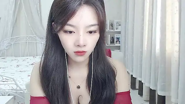 Snapshot of Jenny-Z chatting on 06-10-26, 01:28 Jenny-Z online show from 06-10-26, 01:28