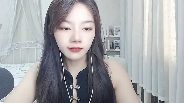 Snapshot of Jenny-Z chatting on 06-21-26, 01:41 Jenny-Z online show from 06-21-26, 01:41