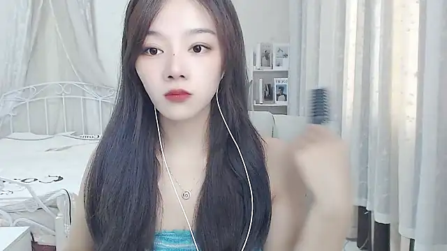 Snapshot of Jenny-Z chatting on 07-02-26, 02:22 Jenny-Z online show from 07-02-26, 02:22