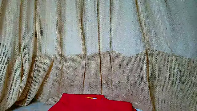 Snapshot of luciana_daza chatting on 12-03-24, 02:03 luciana daza online show from 12-03-24, 02:03