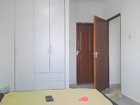 petiteebony 81 online show from 11-02-25, 06:16