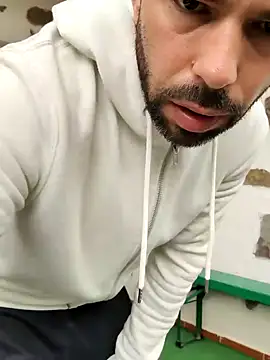 Jeniffer Jarvis online show from 02-04-25, 01:06