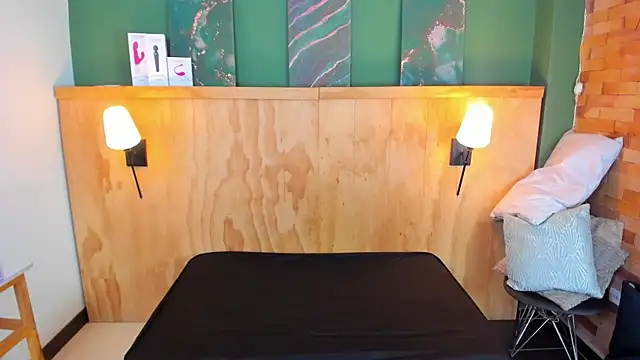 taylor bennet online show from 03-18-25, 12:14