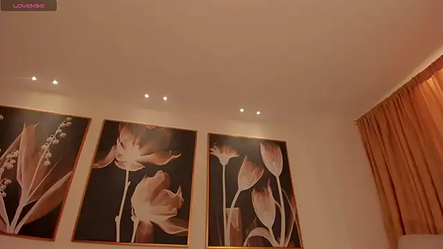 LindseyMoss online show from 01-08-25, 03:29