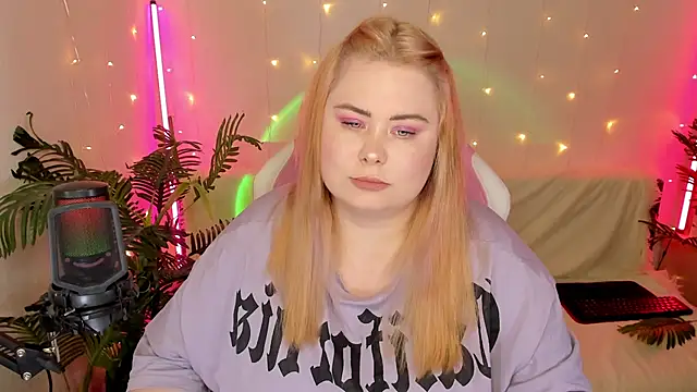 Akemi BBW online show from 01-14-25, 06:17