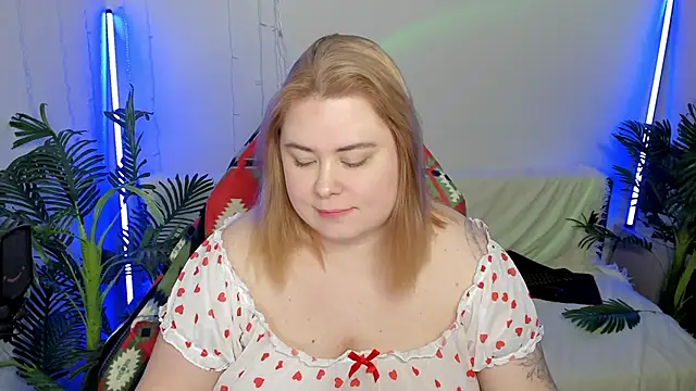 Akemi BBW online show from 02-13-25, 08:55