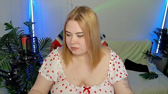 Akemi BBW online show from 02-14-25, 06:29