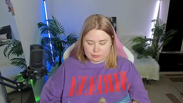 Akemi BBW online show from 02-24-25, 09:52